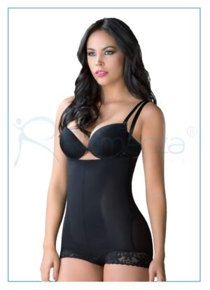 Body Interior con latex en abdomen